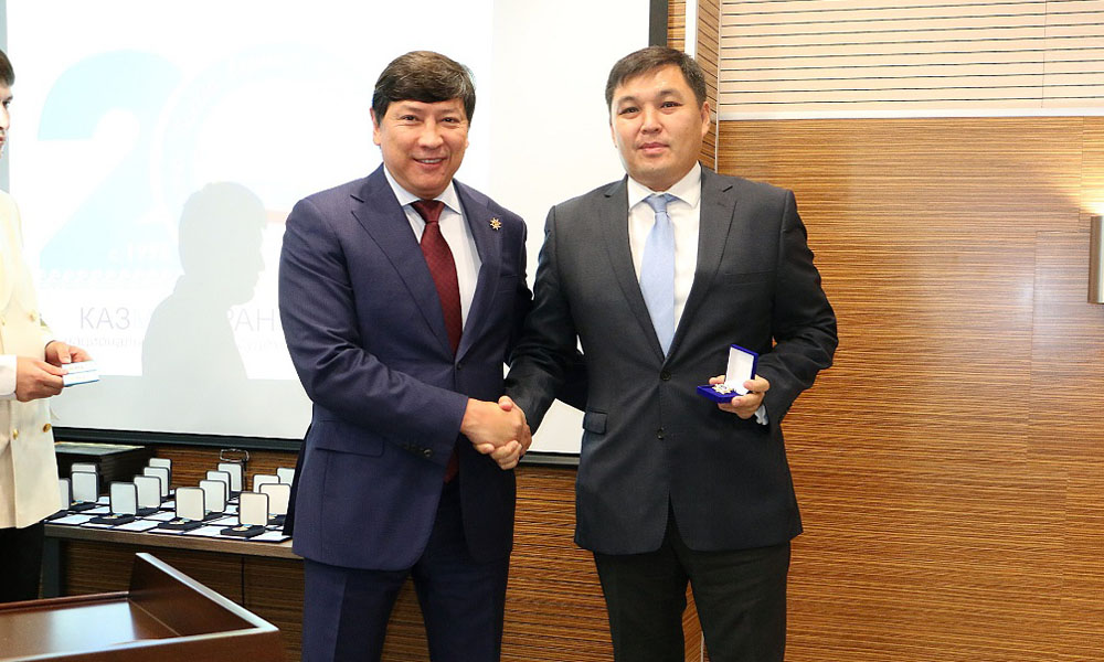 «Қазақтеңізкөлікфлоты» ұлттық теңіз кеме қатынасы компаниясы» ЖШС Бас директоры М.К.Орманов ұжымды Компанияның 20-жылдық мерейтойымен құттықтады